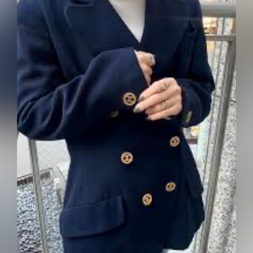Vintage Chanel Boutique Navy Blue Double-Breasted CC Button Blazer - Picture 8 of 16